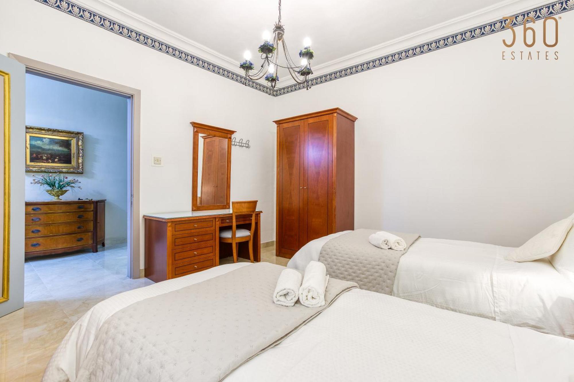 A Lovely 3Br Maisonette In Lovely Town Of Rabat By 360 Estates ภายนอก รูปภาพ